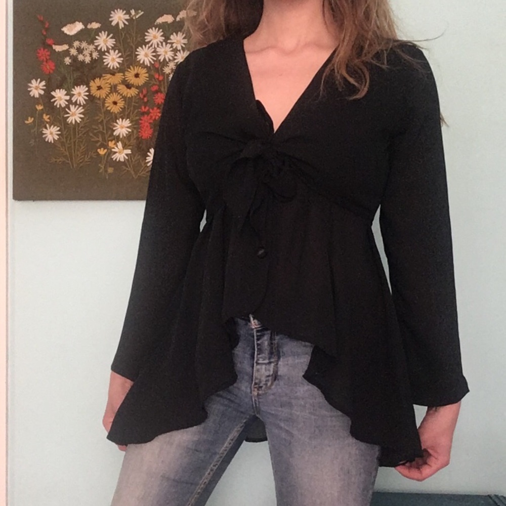 Flowy 70s Hi-Low Top